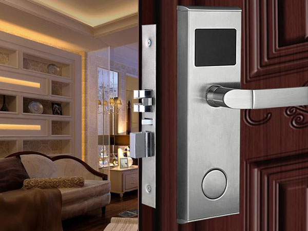 西乡24小时上门开锁公司