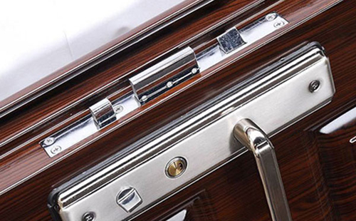 西乡24小时上门开锁公司