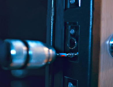 西乡24小时上门开锁公司